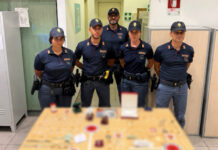 Passeggero ha l’aria sospetta, tassista gli scatta una foto: è il truffatore delle anziane in fuga