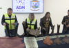Sequestrati da Adm e Guardia di Finanza manufatti prodotti con pelli di specie protette: scarpe e accessori di squalo, pitone e coccodrillo spacciati nei documenti doganali per comuni stivali da cowboy