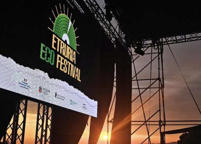 Cerveteri ospita l'Etruria Eco Festival, che festeggia il ventennale con quattro serate a ingresso gratuito: tra gli ospiti Frankie hi-nrg mc, Daniele Silvestri, Max Gazzè e un finale dedicato a Francesco Guccini
