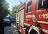 Impatto tra una Jeep Renegade e una Smart su via Campo di Carne ad Aprilia: sul posto i Vigili del Fuoco, il 118 e l'elisoccorso. Strada interdetta alla circolazione