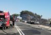 Il vento forte ha spinto le fiamme e allargato il rogo: l'intervento dei Vigili del fuoco per domare l'incendio a Santa Marinella