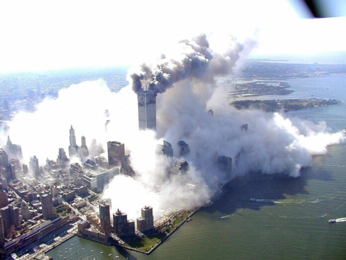 11 settembre, 25 anni dopo: da Trump al Pentagono a Vance e Biden a Ground Zero, le commemorazioni