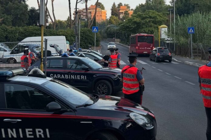 Controlli dei Carabinieri a Roma Nord: 4 arresti, 5 denunce, sequestrate banconote false