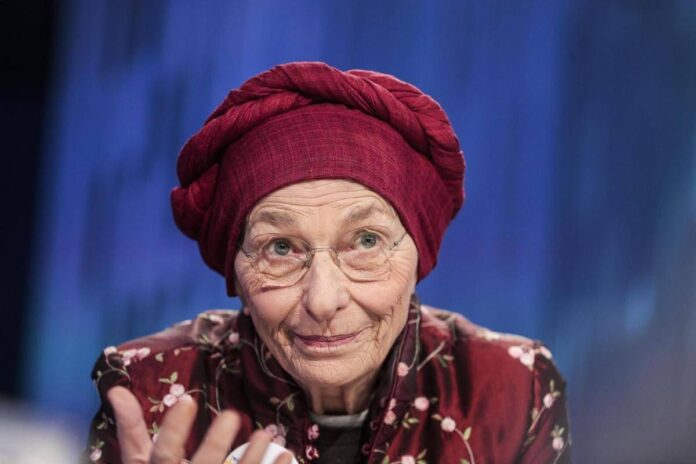 Emma Bonino uscita dalla terapia intensiva, trasferita in struttura privata