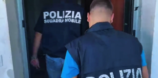 Un controllo su via Pontina porta alla scoperta di un'abitazione trasformata in deposito: 31 chili tra cocaina e hashish, con il sequestro di droga a Pomezia che si conclude con tre arresti