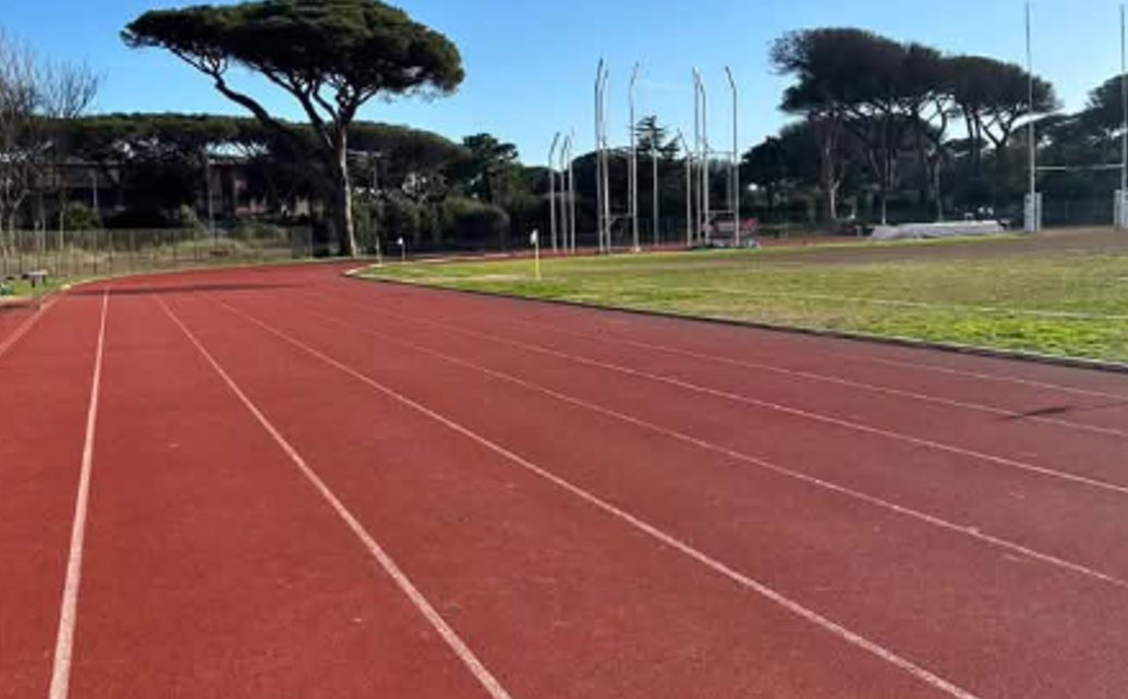 Benvenuta serie C ma chi fa atletica denuncia i danni alla pista del Giannattasio (VIDEO) 1 Benvenuta serie C ma chi fa atletica denuncia i danni alla pista del Giannattasio (VIDEO) 1