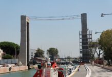Arrivano i nuovi orari del Ponte 2 Giugno: da lunedì 14 settembre 2026 cambia il calendario di sollevamento del ponte mobile e della passerella pedonale a Fiumicino