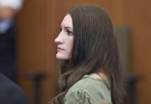 Il processo a Lindsay Clancy è nullo, un giurato dice no a infermità mentale per la donna che uccise 3 figli