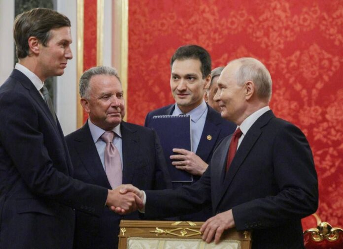 Putin incontra Witkoff e Kushner: “Russia centrerà obiettivi in Ucraina”. Oggi gli inviati di Trump a Kiev