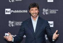 Sanremo, il nuovo regolamento dell’era De Martino: arriva la ‘Serata Performance’, 24 big in gara e paletti per l’IA