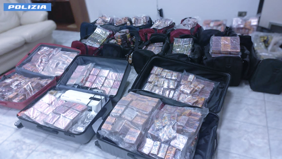 'Catena del freddo' dell’hashish tra Roma e Guidonia: maxi sequestro di oltre 400 kg di droga, valeva 4 milioni (FOTO e VIDEO) 1