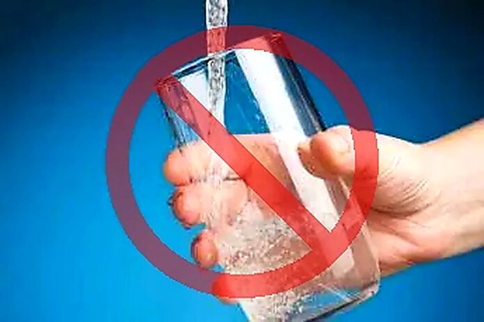 Acqua non potabile a Marina di Palo, scatta l'ordinanza del sindaco dopo i controlli ARPA