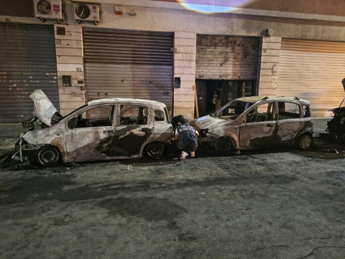 Auto in fiamme Colli Albani