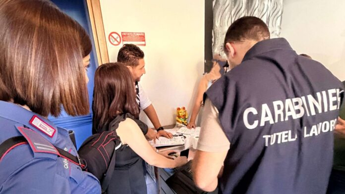 Controlli nei centri massaggi a Roma: scattano denunce e multe