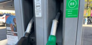 Carburanti, Eni fissa il tetto ai prezzi: benzina a 1,99 euro e diesel a 2,19. Da quando Home 4