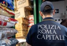 Con i controlli a Trastevere scattano multe per oltre 45mila euro: tavoli e pedane fuori spazio, musica alta e cucine non in regola