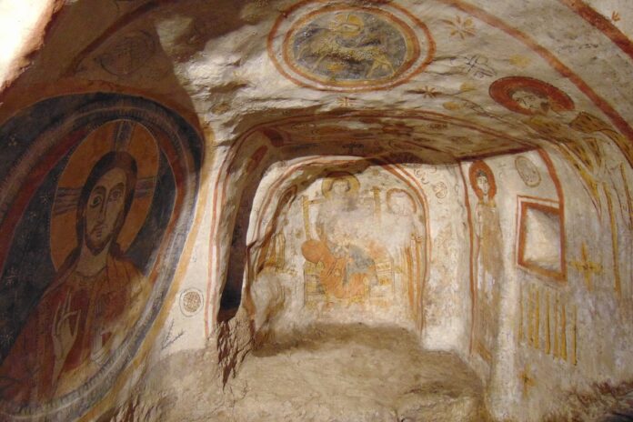 Visite guidate gratuite al Casarinaccio, a Colle della Noce e all'Oratorio ipogeo, per scoprire tre siti archeologici di Ardea in occasione delle Giornate Europee del Patrimonio