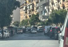 Scontro frontale tra due scooter: traffico paralizzato a San Giovanni