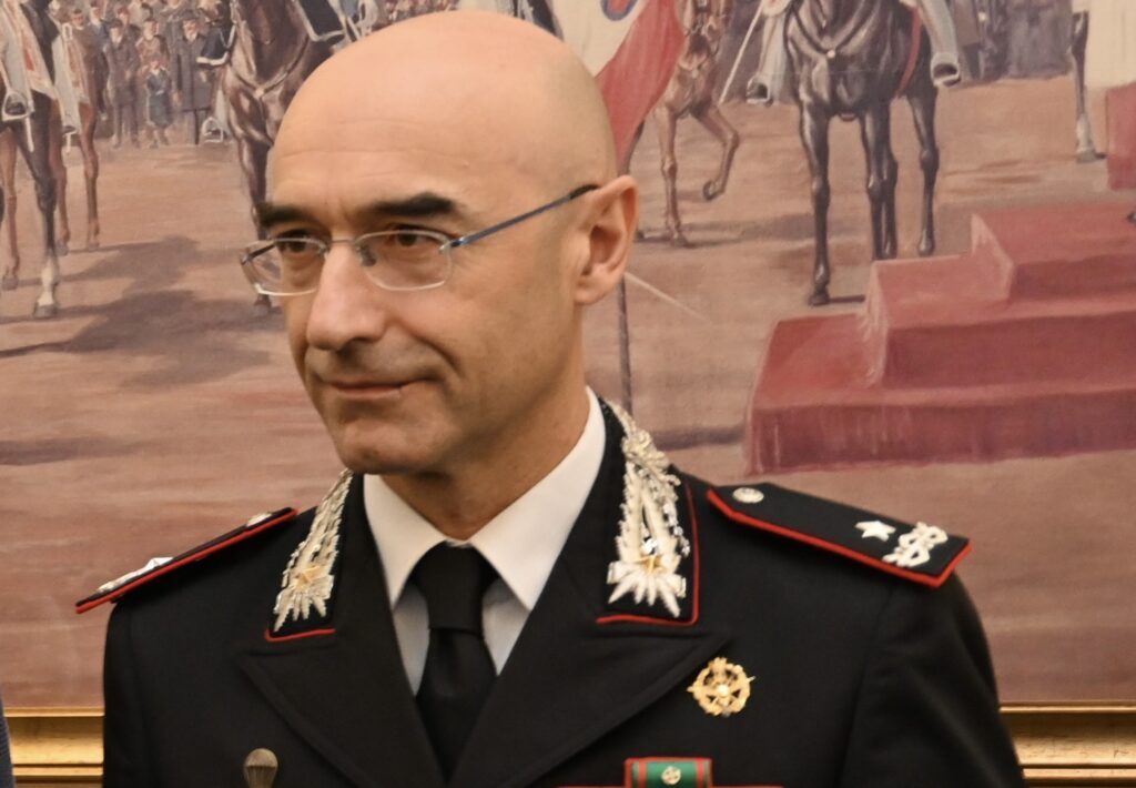 Carabinieri, cambio al vertice a Roma: il generale Marco Guerrini è il nuovo comandante provinciale 2 Carabinieri, cambio al vertice a Roma: il generale Marco Guerrini è il nuovo comandante provinciale 2