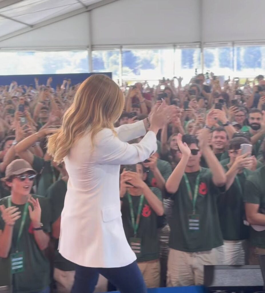 Furto di guanciale e birra alla festa di Gioventù Nazionale: scappano e poi piangono davanti alla polizia 1