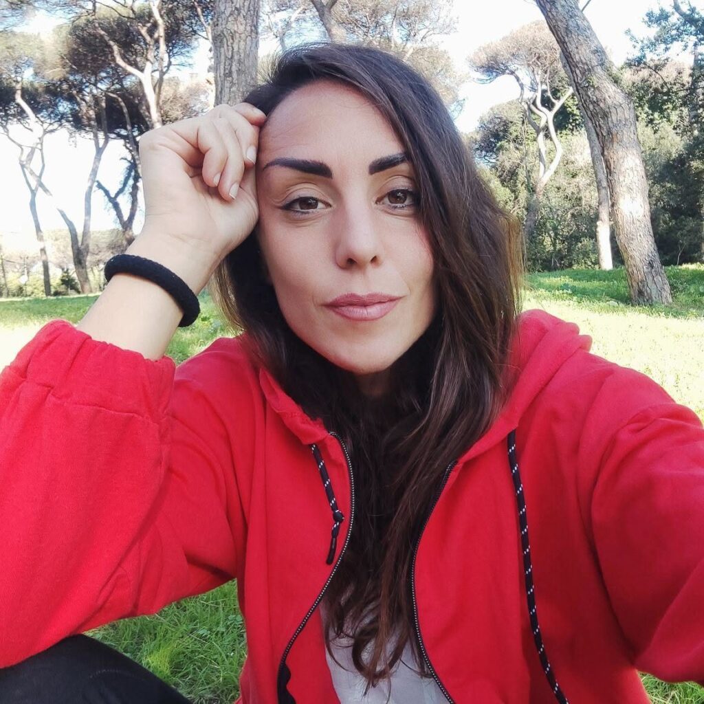 Ostia, Sabrina Gigliotti muore a 39 anni dopo il morso di un ragno violino: la famiglia denuncia, aperta inchiesta 1