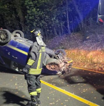 Incidente tra Allumiere e Tolfa, auto si ribalta sulla provinciale: conducente in ospedale