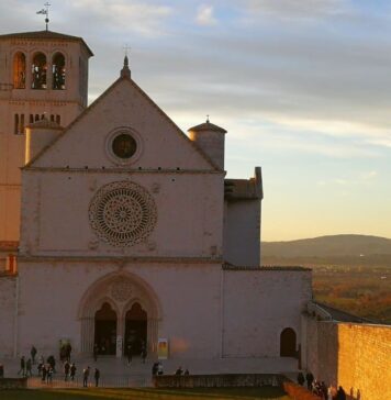 Via di Francesco, il cammino verso Assisi: percorsi, credenziale, cosa vedere, come prepararsi