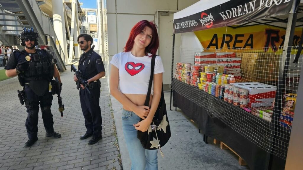 Romics, dal fumetto ai gadget ai giochi di ruolo fino ai cosplayer (FOTO) 2