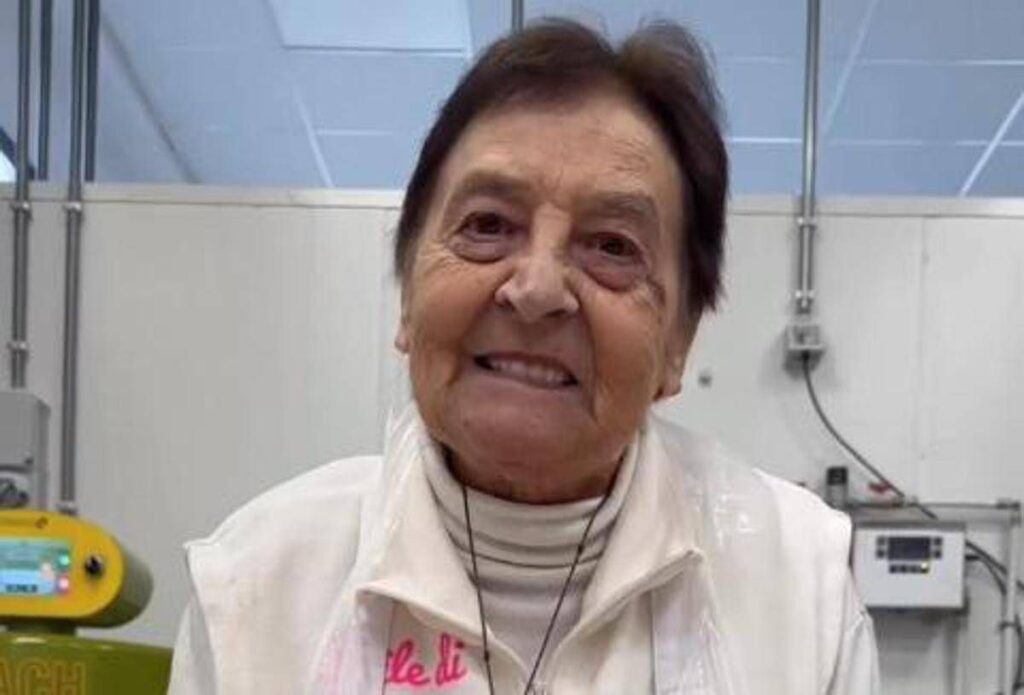 Addio a Nonna Silvi, la regina di TikTok della cucina: si è spenta a 85 anni 1