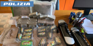 Fermato in via Pietro Maffi con un panetto, un uomo aveva le chiavi di un’abitazione di Casalotti: dentro, hashish conservato a freddo