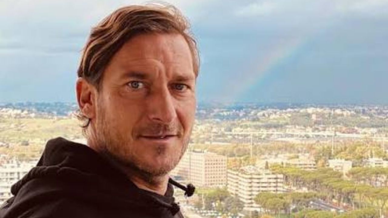 Francesco Totti si racconta: "Ho rischiato la depressione". Ilary, Noemi e la vita dopo il calcio 1 Francesco Totti - Canale 10