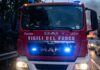 Paura sulla via Aurelia: veicolo prende fuoco tra le auto, traffico paralizzato