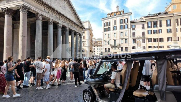 Giungla golf car a Roma, le società: “Non siamo Ncc né guide turistiche, chiediamo regolarizzazione”