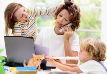 Bonus mamme, al via le domande per le madri lavoratrici con almeno due figli