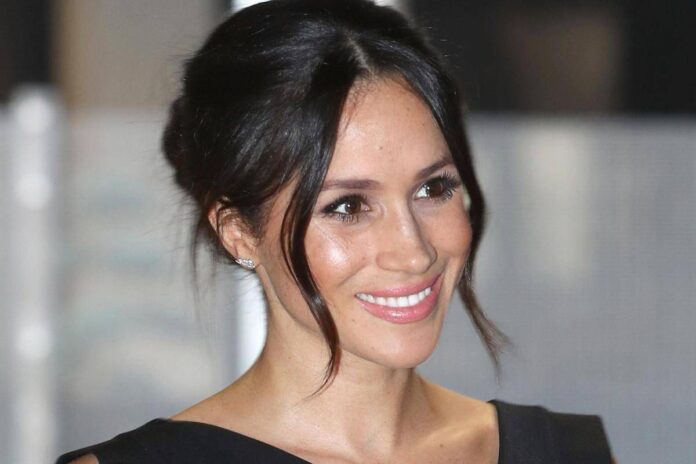 Meghan presenta il suo lussuoso calendario dell’Avvento, 24 cioccolatini a 131 euro