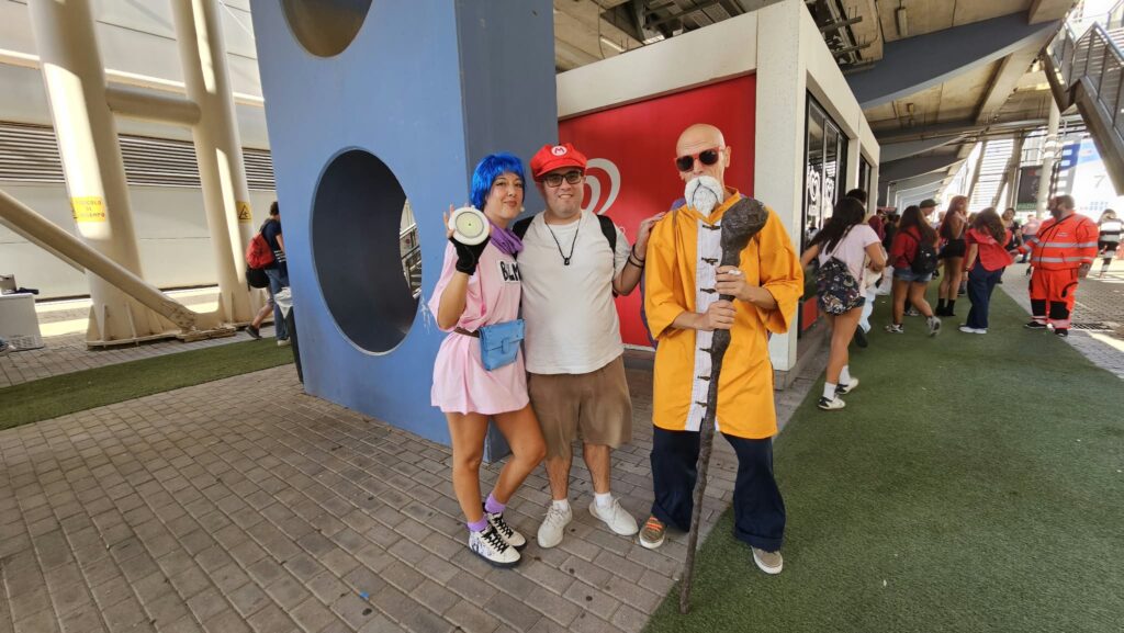 Romics, dal fumetto ai gadget ai giochi di ruolo fino ai cosplayer (FOTO) 1
