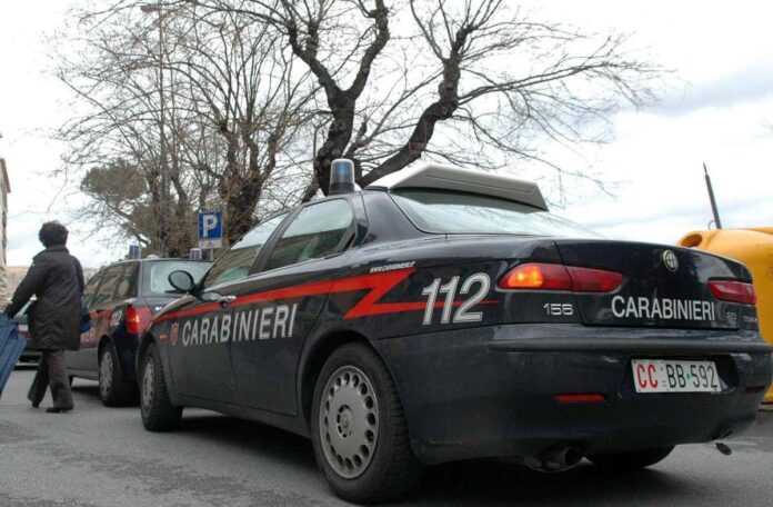 Sanremo, 13enne cosparge di benzina e dà fuoco a clochard