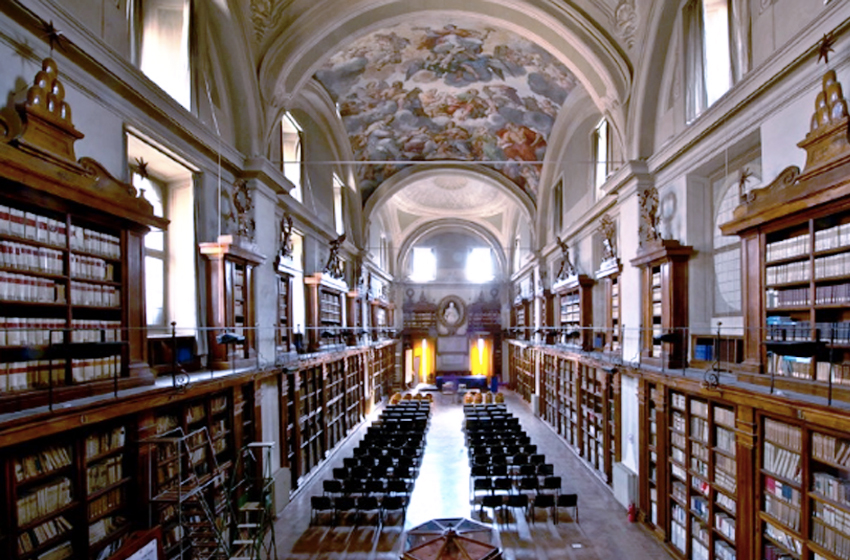 Incontriamoci in Alessandrina: il tour guidato gratuito nel meraviglioso complesso di Sant’Ivo alla Sapienza (FOTO) 1