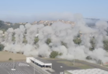 Anas ha demolito con l’esplosivo una parte del viadotto Tevere, sulla carreggiata in direzione Terni: coinvolte le prime 13 campate