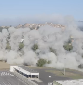 Anas ha demolito con l’esplosivo una parte del viadotto Tevere, sulla carreggiata in direzione Terni: coinvolte le prime 13 campate