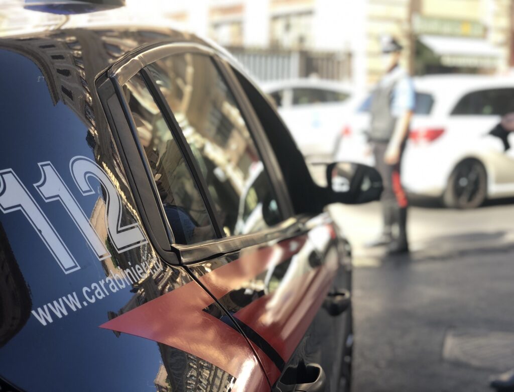 Dettaglio di un’auto dei Carabinieri, foto di repertorio pubblicata da Canale Dieci