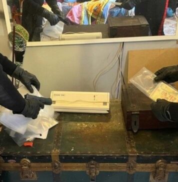 L’uomo è gravemente indiziato di detenzione di stupefacente ai fini di spaccio. Ad arrestarlo sono stati i militari della Compagnia di Castel Gandolfo, in flagranza di reato.