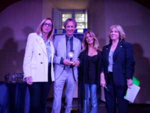 Da sinistra Daria Proietti, presidente Rotary Ostia Casal Palocco, Alessandro D'Alessio, direttore Parco Archeologico di Ostia, Silvia Tocci e Donatella Carriera