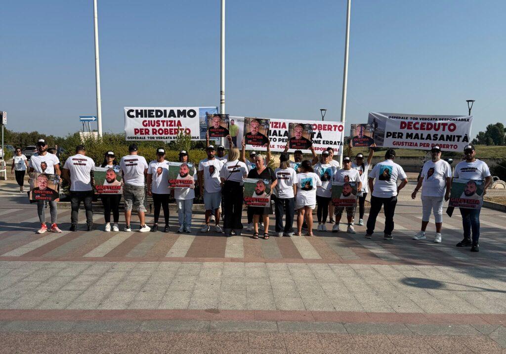 Morte di Roberto Mohamed dopo l'incidente a Roma: indagato medico di Tor Vergata per omicidio colposo 3 Morte di Roberto Mohamed dopo l'incidente a Roma: indagato medico di Tor Vergata per omicidio colposo 3