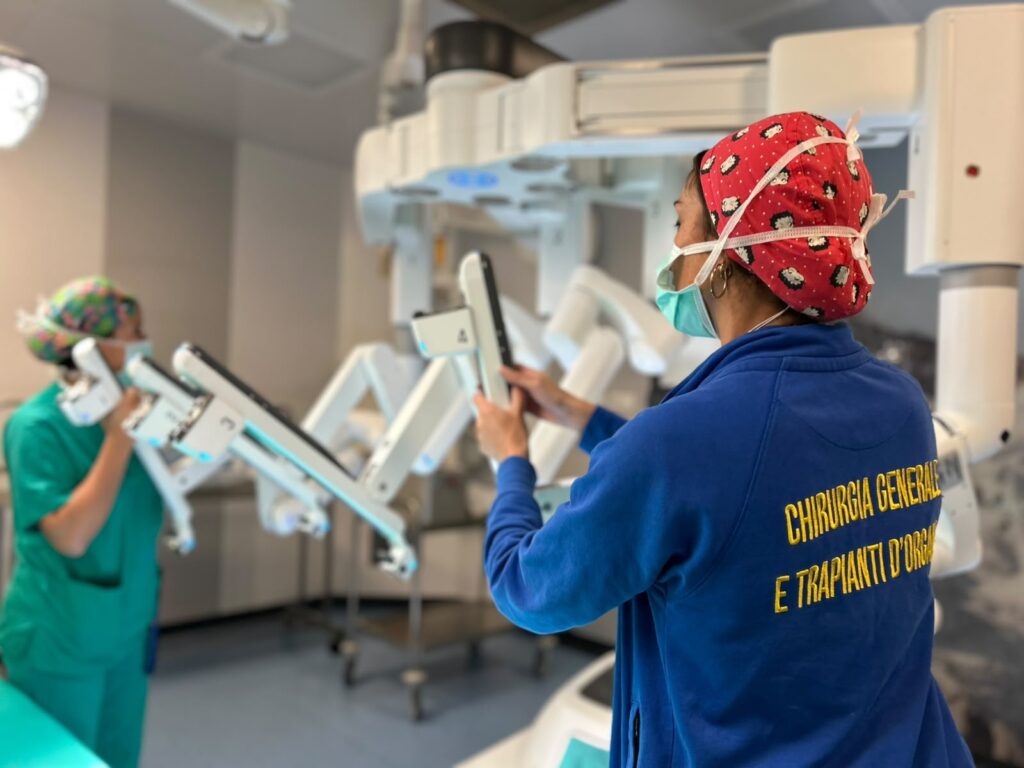 San Camillo, al via il secondo robot chirurgo: investimento da 3 milioni per raddoppiare gli interventi 1