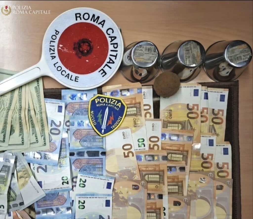 Tre campanelle in centro a Roma, scattano i blitz con agenti in borghese: 30 denunce. Ma i truffatori tornano 1